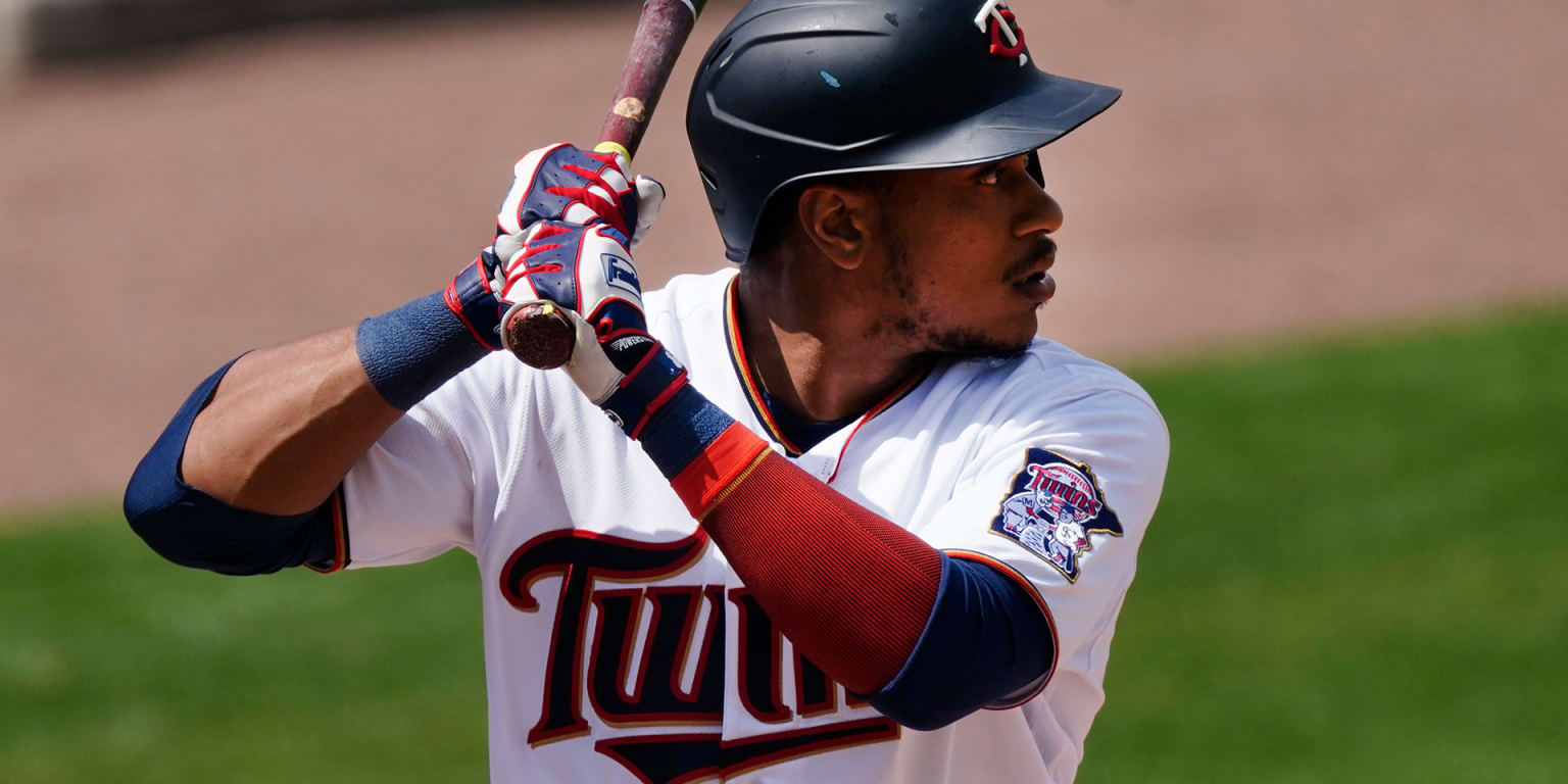 Jiménez rompió el empate en la pizarra con un sencillo remolcador y Polanco bateó un doble con dos outs en la parte baja del décimo episodio.