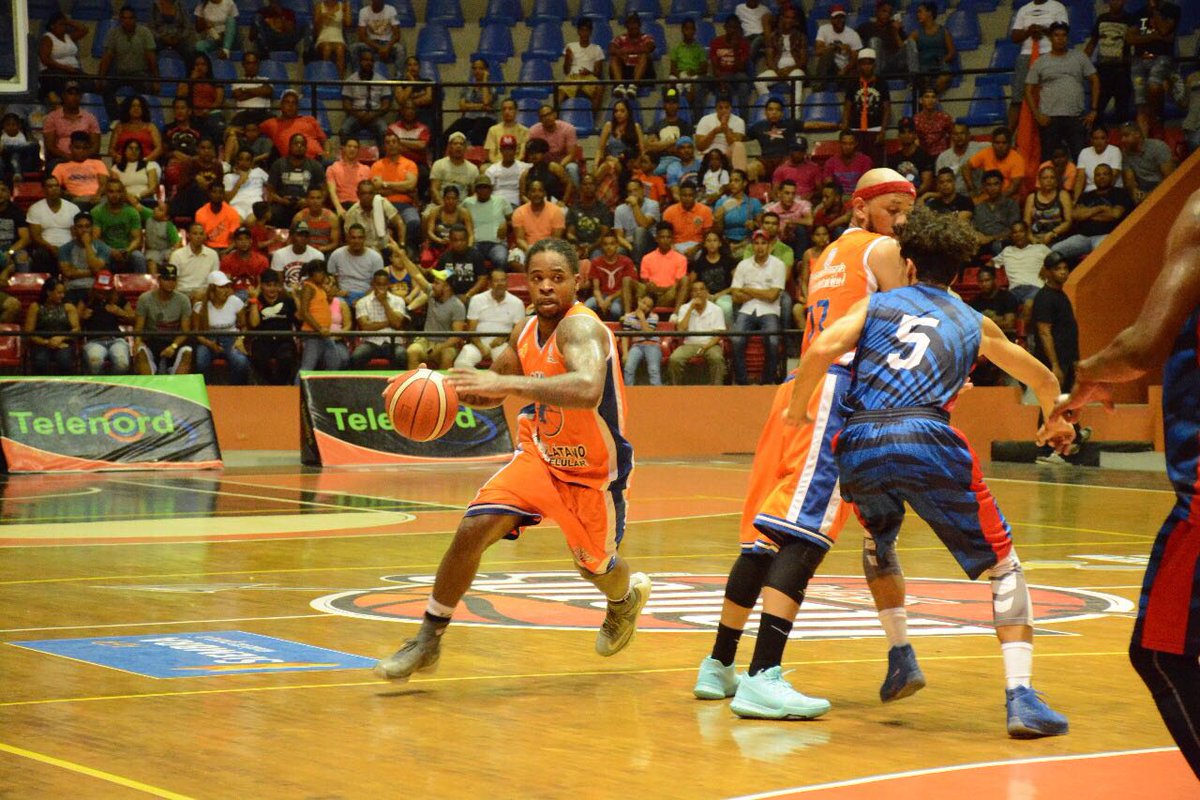 El equipo de Leones de Santo Domingo dan a conocer la contratación de Kennedy Jones y Greg Smith, quienes se integran al equipo en la continuación de la Liga Nacional de Baloncesto (LNB) 2021.