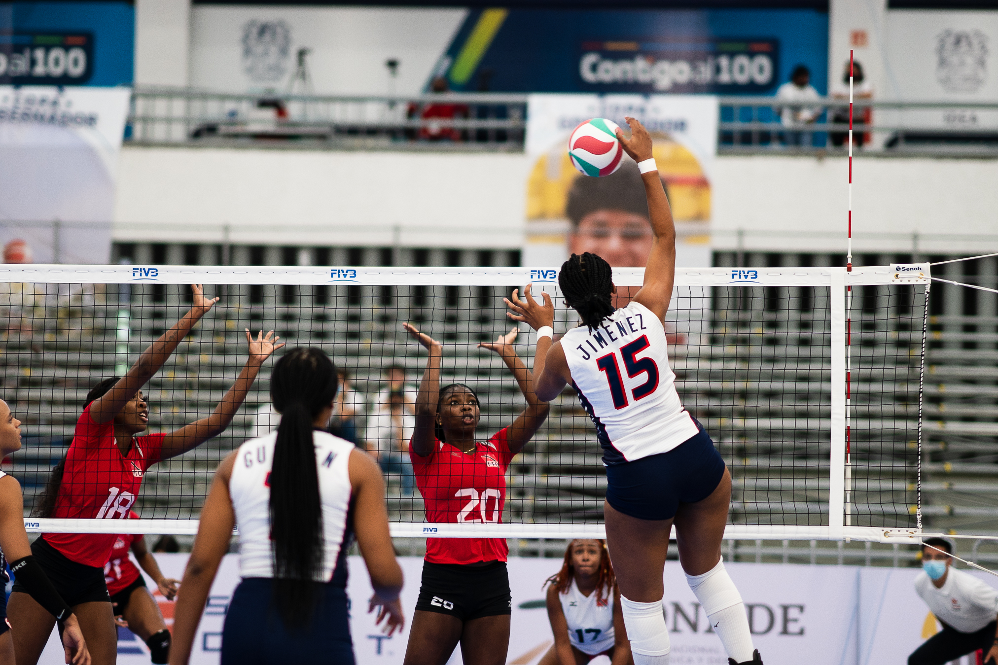 El equipo femenino Sub-23 de República Dominicana vence 3-0 a Trinidad y Tobago en Copa Panamericana de Voleibol.