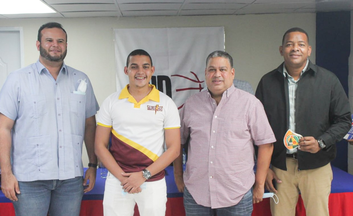 Gerentes-equipos-Final-Four-Juan-Reyes-San-Sebastian_-Juan-Monegro-Truenos_-Omar-Galan-Constituyentes-y-Luis-Acevedo-Areperos