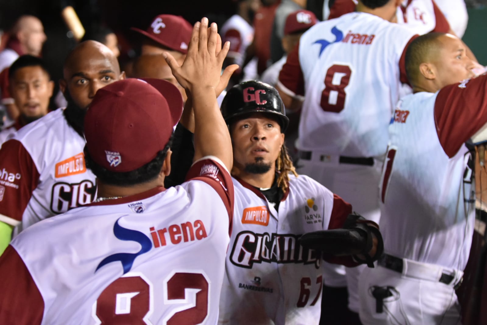 Gigantes-y-su-ofensiva-vencen-a-las-Aguilas