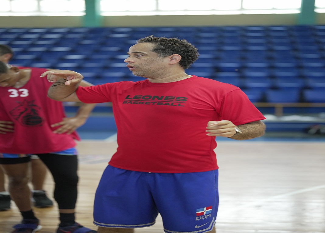 Ruddy Martínez