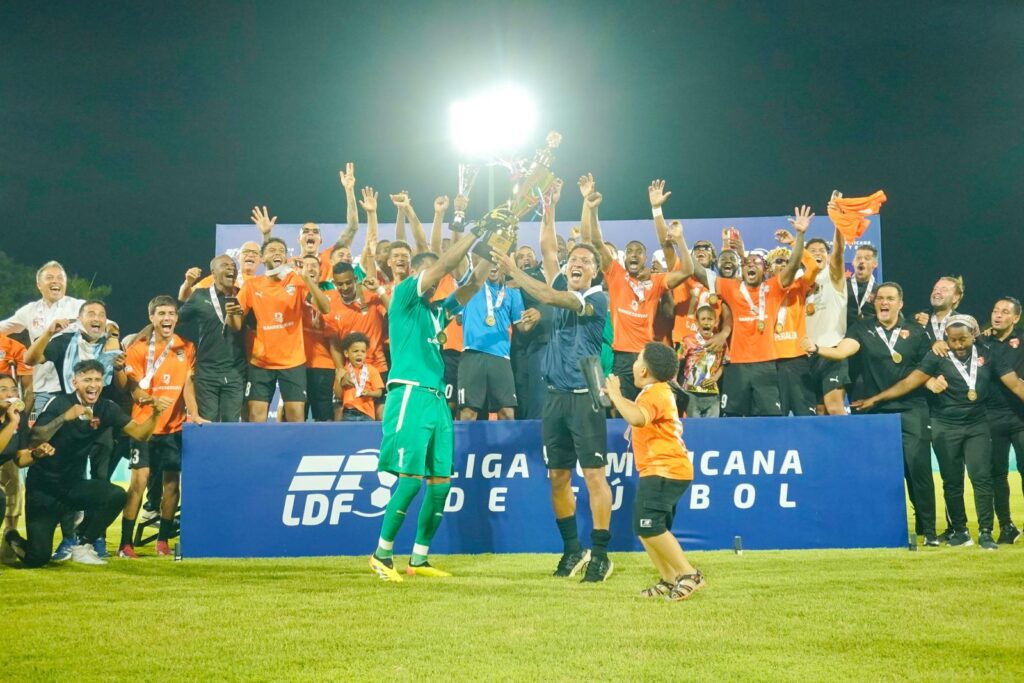 Cibao FC celebra ser campeón de la Copa LDF 2025
