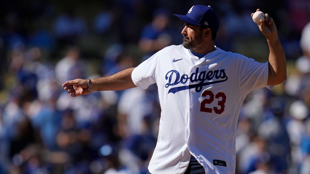 Adrián González al salón de la fama del béisbol latino