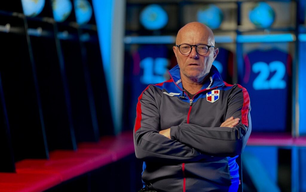 Marcelo Neveleff continuará como entrenador del proyecto de selecciones nacionales de fútbol