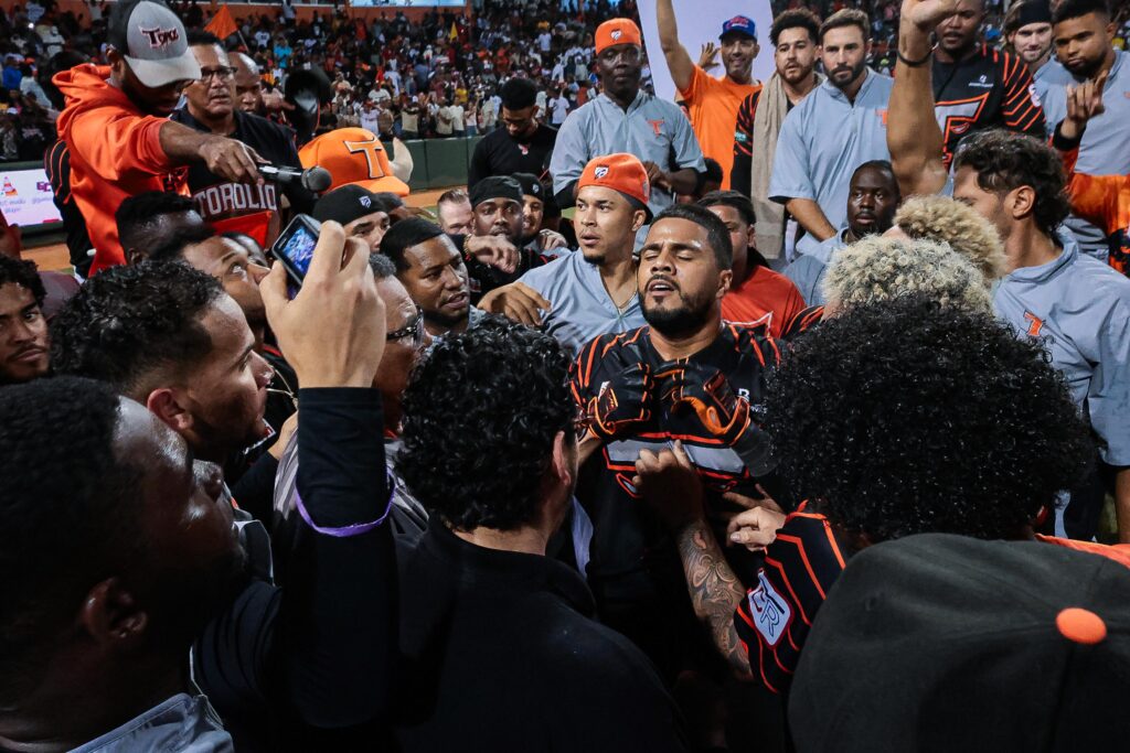 Toros del Este vencen a las Águilas y avanzan a la Serie Final de Lidom