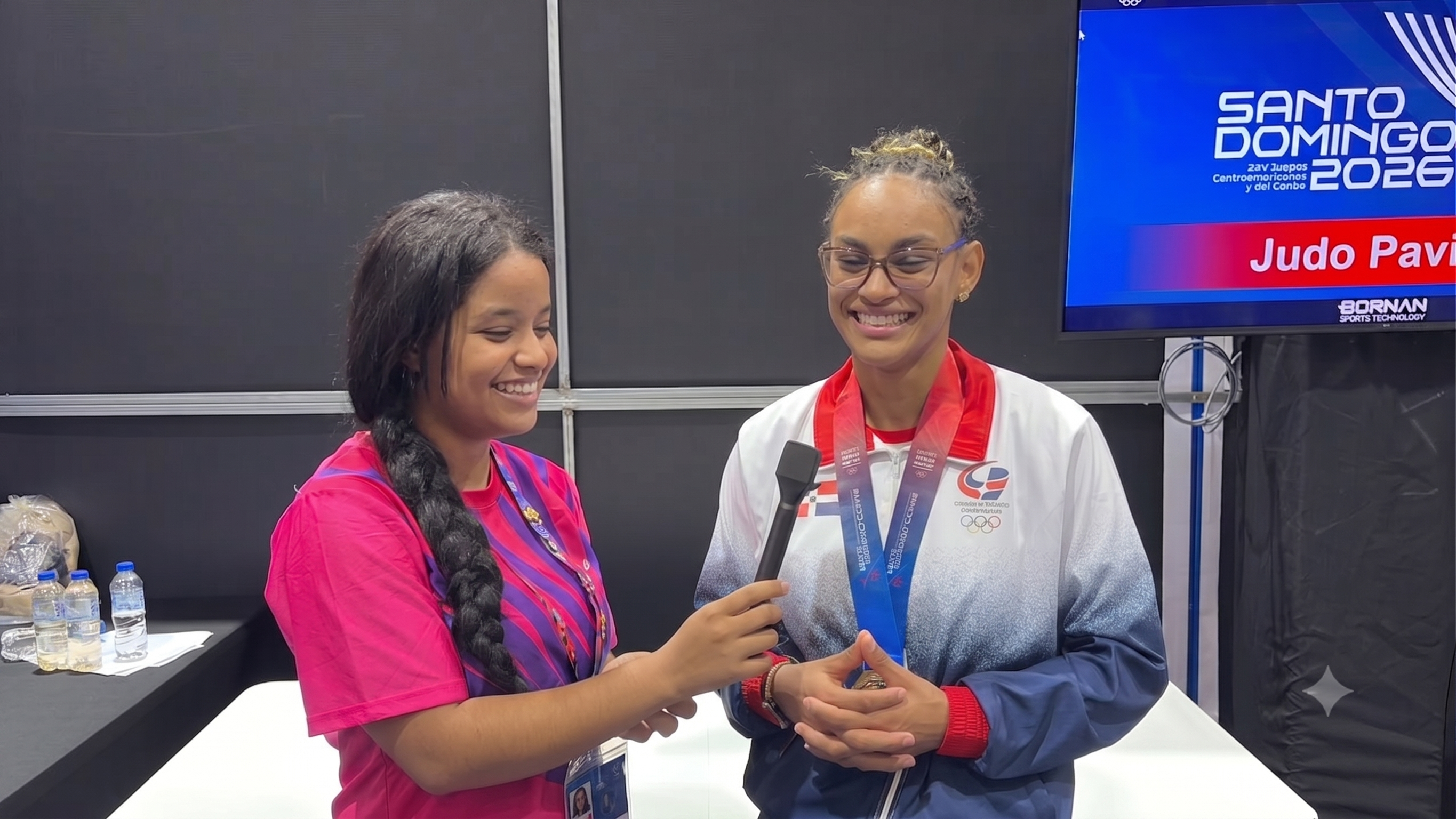 Helen acevedo entrevsita a Ana Rosa