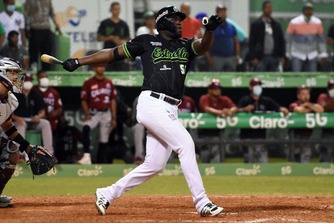 Sandber Pimentel de regreso a las Estrellas