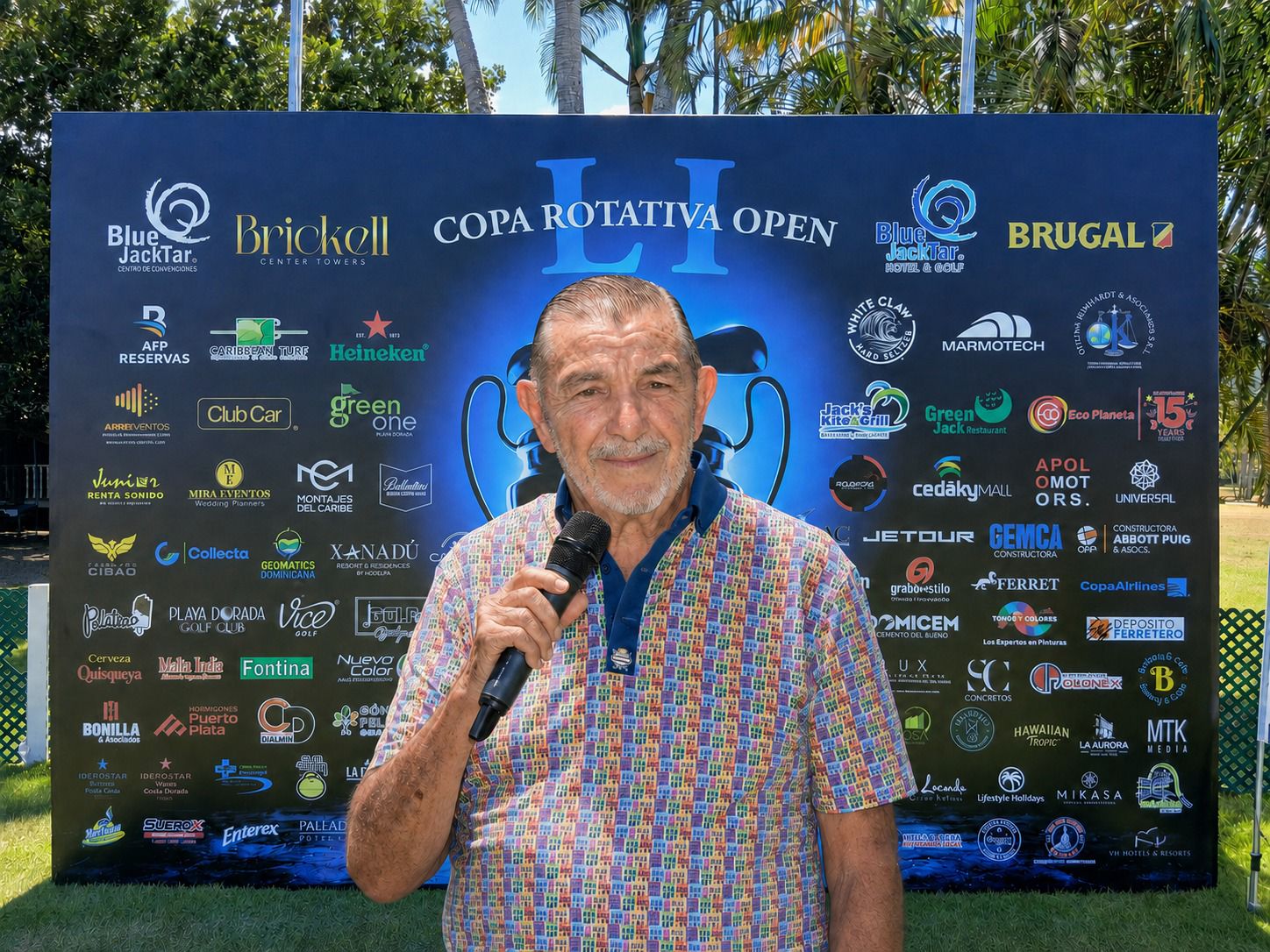 “Don Nano” Ortega, leyenda viva del golf, recibe homenaje en histórica Copa Rotativa